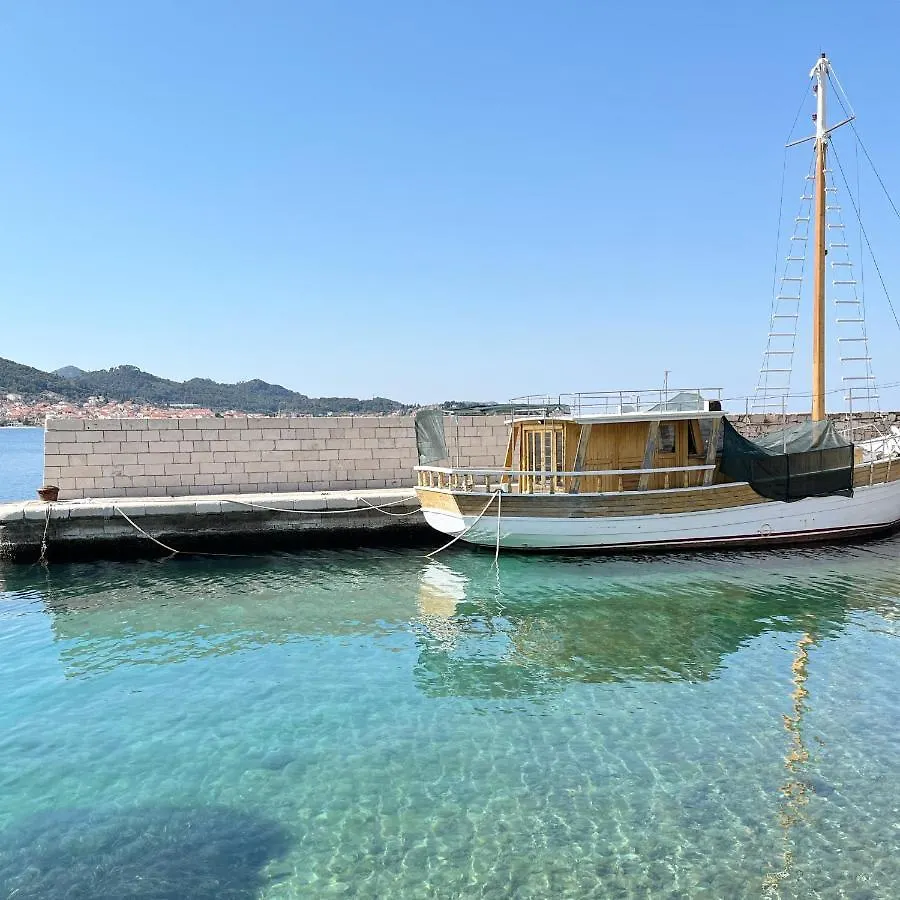 Island House Osljak Preko