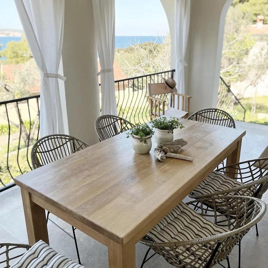 Island House Osljak Preko Holiday home